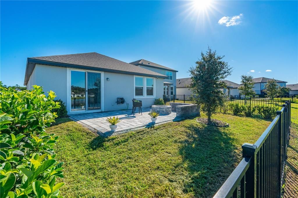 En Venta: $349,900 (4 camas, 2 baños, 1708 Pies cuadrados)