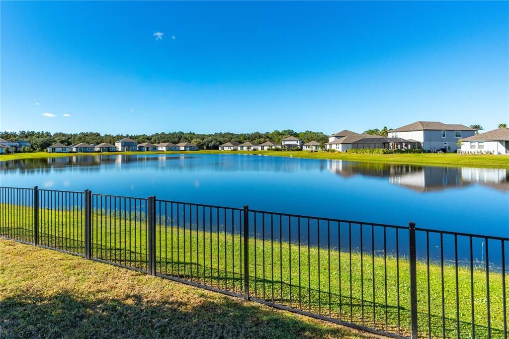 En Venta: $349,900 (4 camas, 2 baños, 1708 Pies cuadrados)