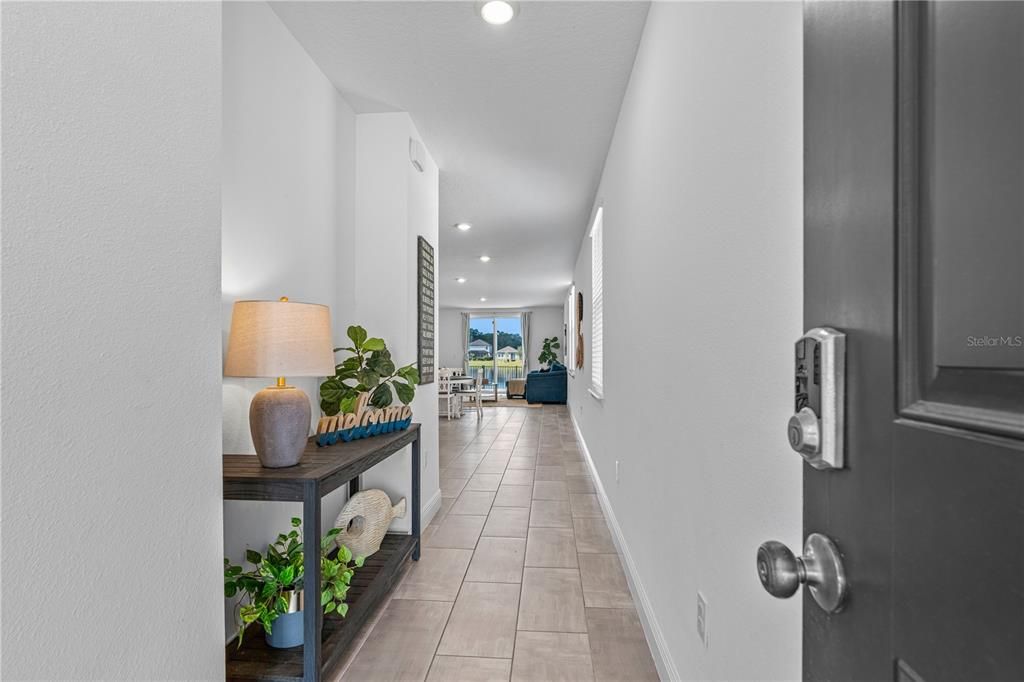 En Venta: $349,900 (4 camas, 2 baños, 1708 Pies cuadrados)