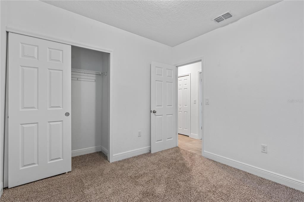 En Venta: $349,900 (4 camas, 2 baños, 1708 Pies cuadrados)