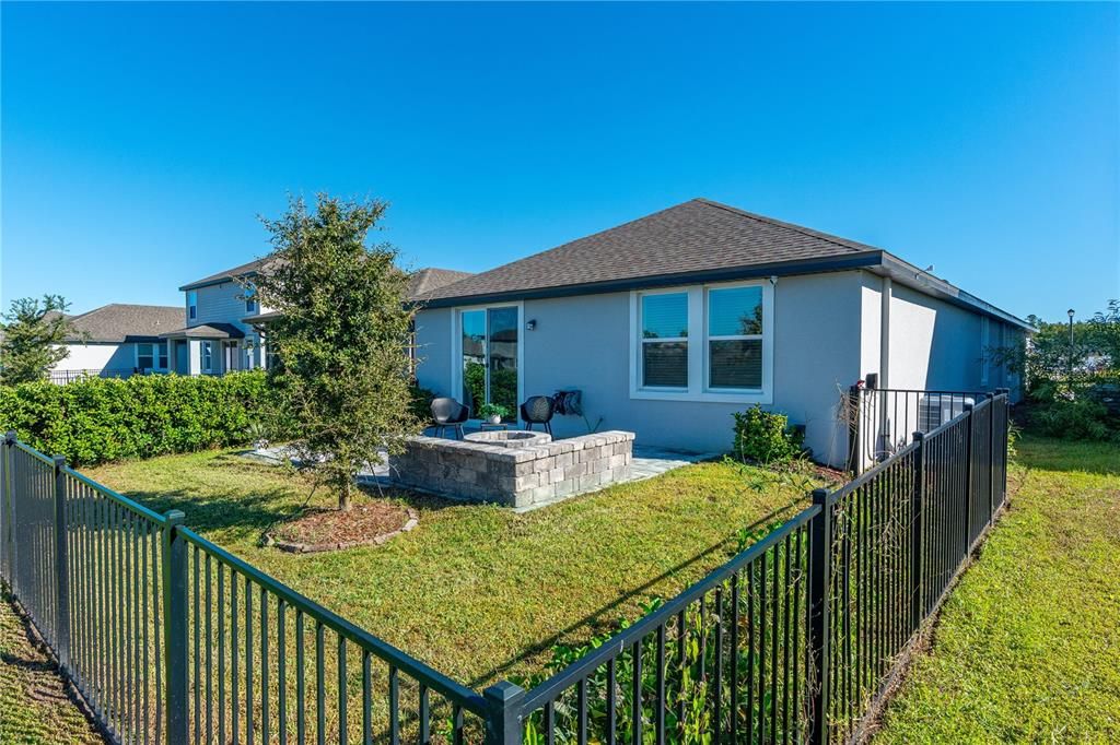 En Venta: $349,900 (4 camas, 2 baños, 1708 Pies cuadrados)