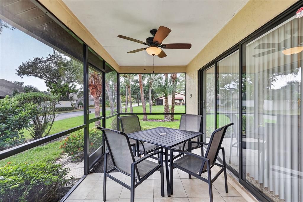 For Sale: $299,000 (2 beds, 2 baths, 1353 Square Feet)