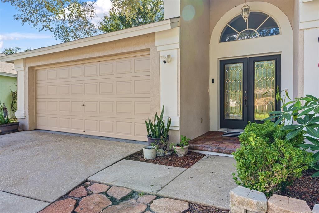 For Sale: $450,000 (4 beds, 2 baths, 1810 Square Feet)