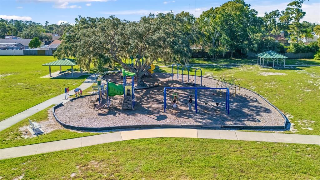 For Sale: $450,000 (4 beds, 2 baths, 1810 Square Feet)