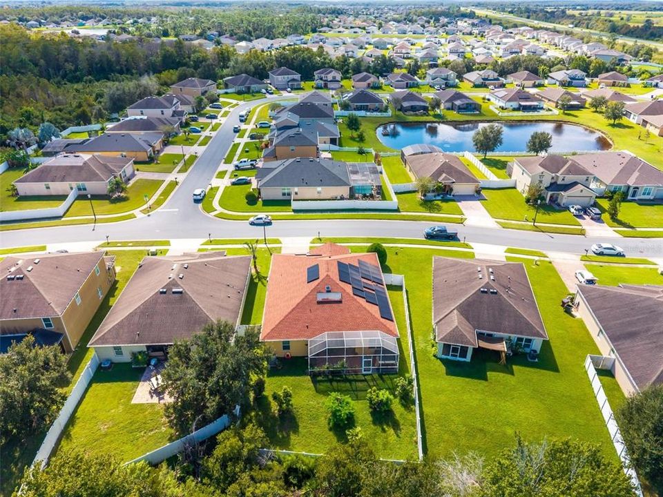 На продажу: $329,900 (4 спален, 2 ванн, 2518 Квадратных фут)