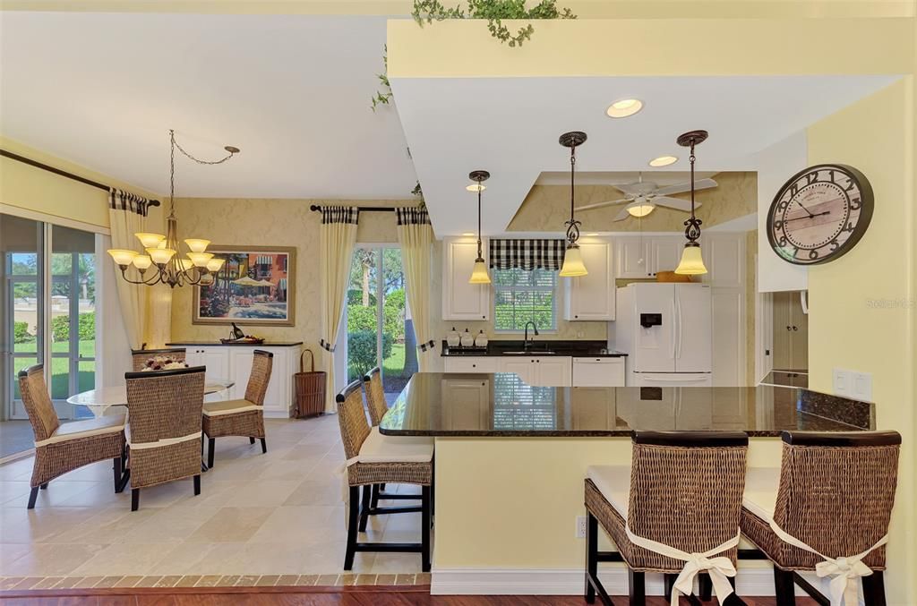 En Venta: $589,000 (3 camas, 3 baños, 2008 Pies cuadrados)