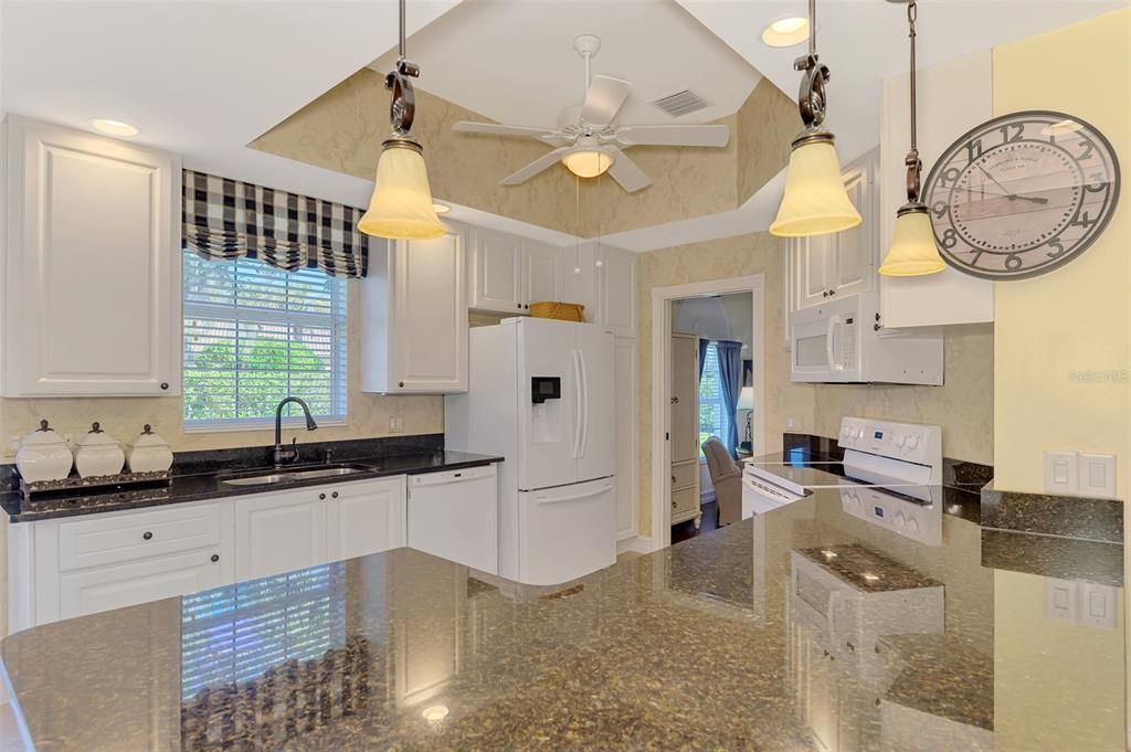 En Venta: $589,000 (3 camas, 3 baños, 2008 Pies cuadrados)