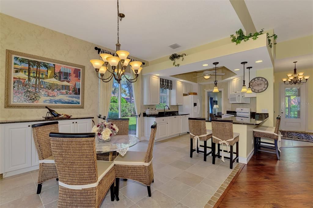 En Venta: $589,000 (3 camas, 3 baños, 2008 Pies cuadrados)