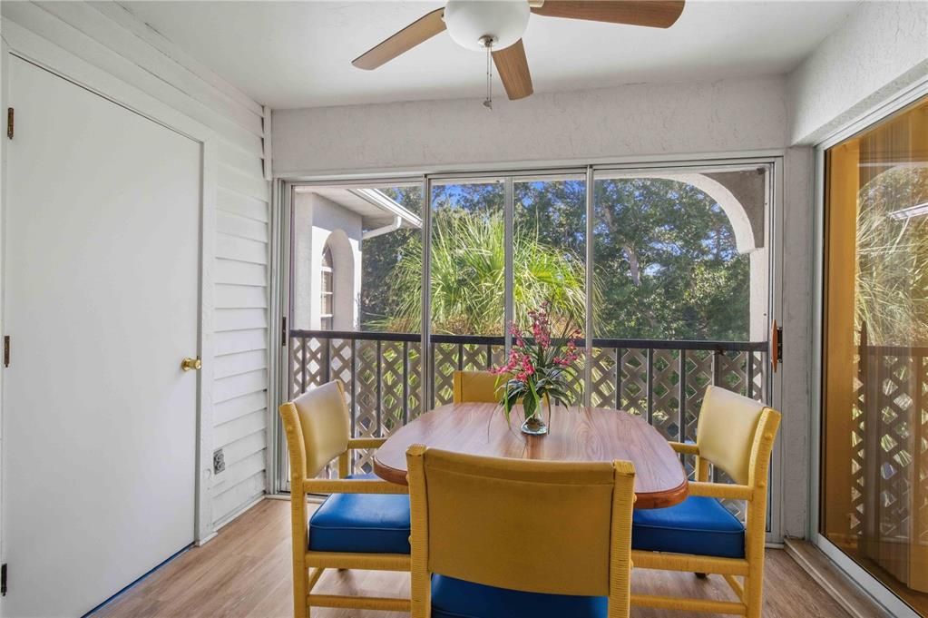 En Venta: $140,000 (2 camas, 2 baños, 1042 Pies cuadrados)