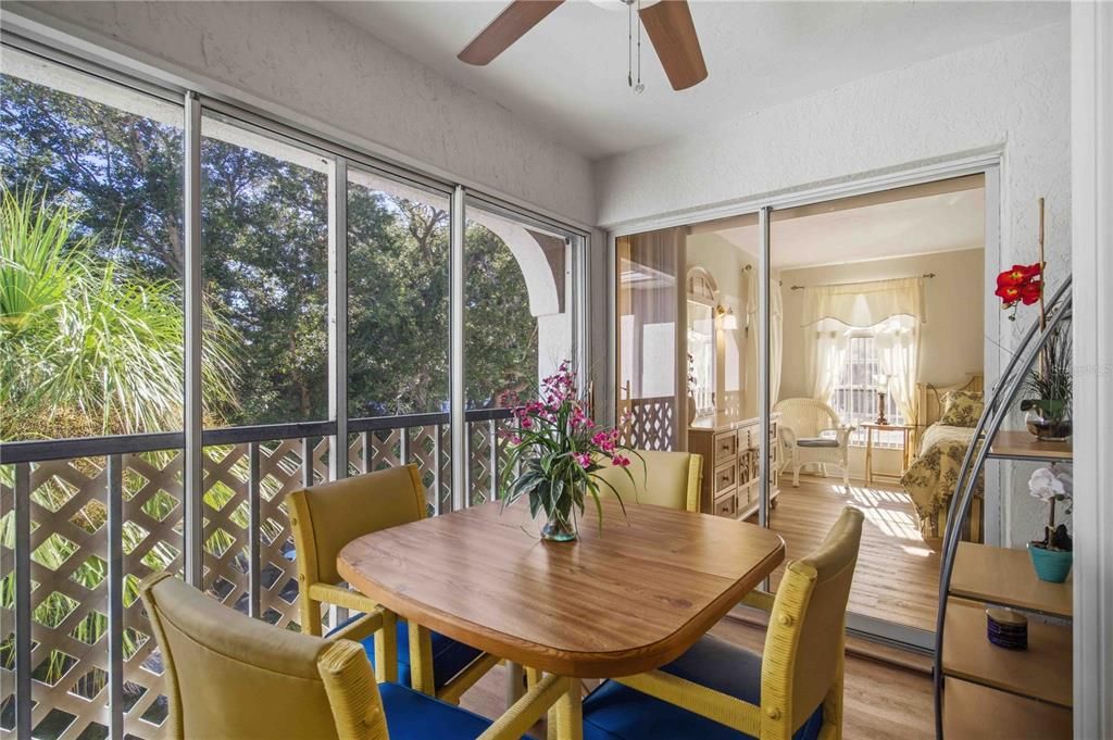 En Venta: $140,000 (2 camas, 2 baños, 1042 Pies cuadrados)