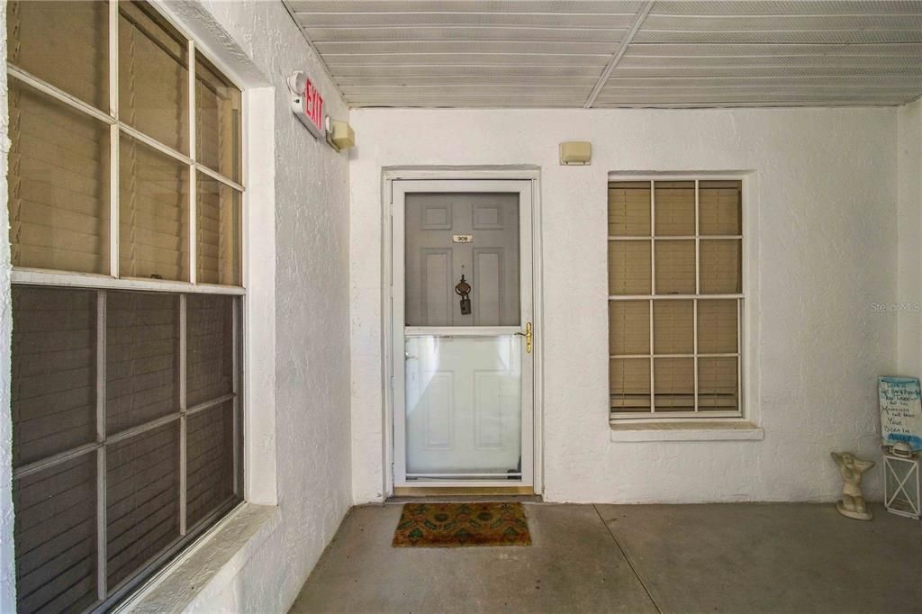 En Venta: $140,000 (2 camas, 2 baños, 1042 Pies cuadrados)
