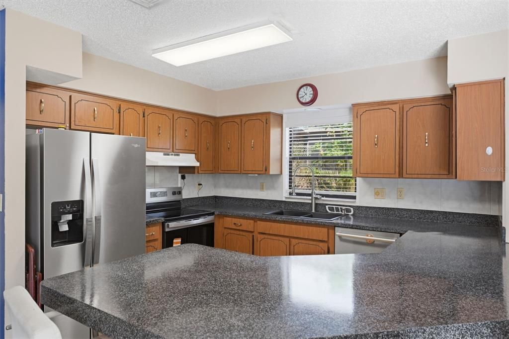 En Venta: $349,900 (3 camas, 2 baños, 1592 Pies cuadrados)