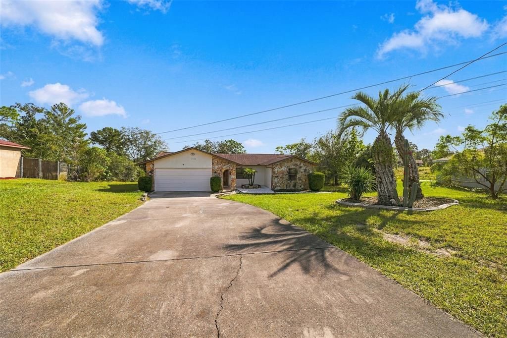 En Venta: $349,900 (3 camas, 2 baños, 1592 Pies cuadrados)