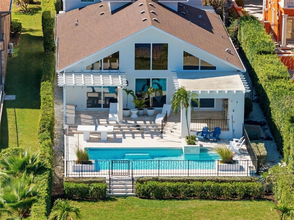For Sale: $4,699,000 (5 beds, 4 baths, 6036 Square Feet)
