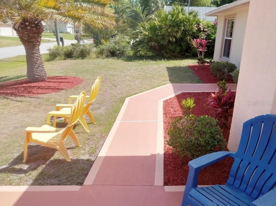 На продажу: $294,000 (3 спален, 2 ванн, 1015 Квадратных фут)