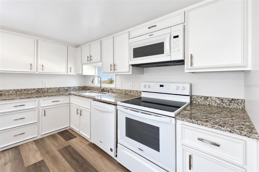 En Venta: $146,900 (3 camas, 2 baños, 792 Pies cuadrados)