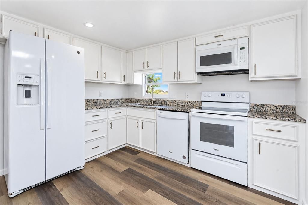 En Venta: $146,900 (3 camas, 2 baños, 792 Pies cuadrados)