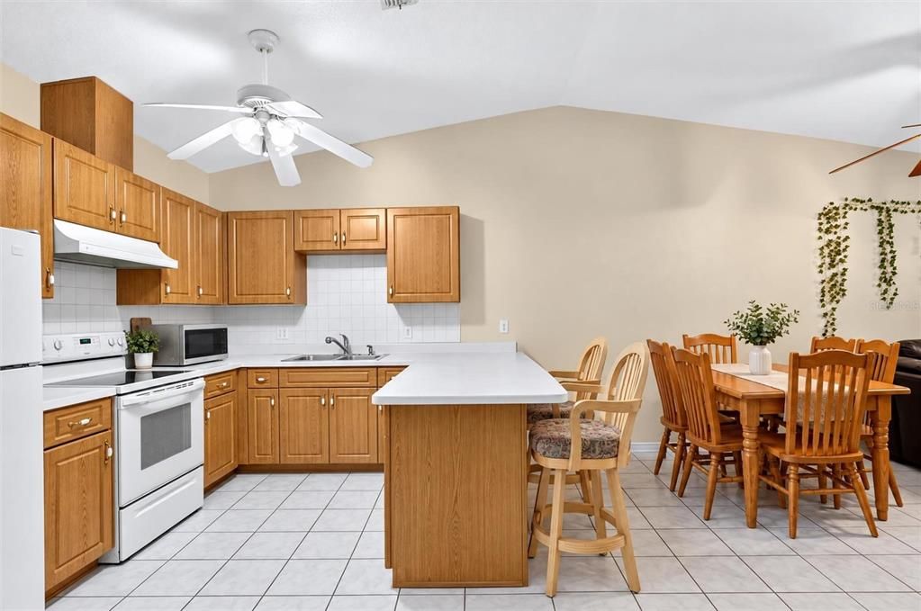 For Sale: $399,900 (4 beds, 0 baths, 2034 Square Feet)
