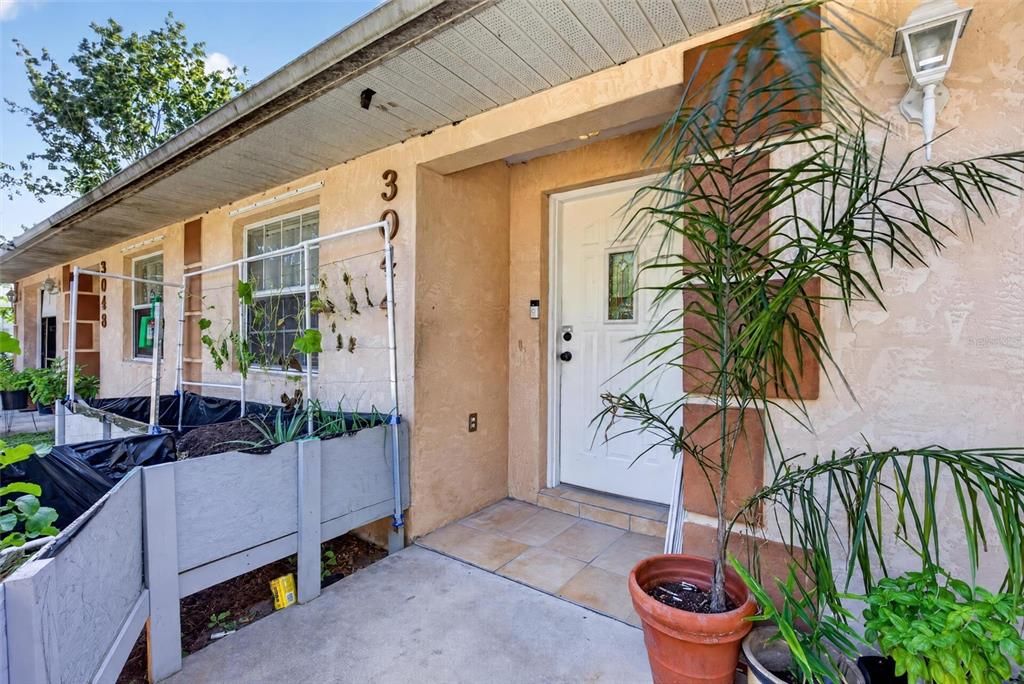 For Sale: $399,900 (4 beds, 0 baths, 2034 Square Feet)
