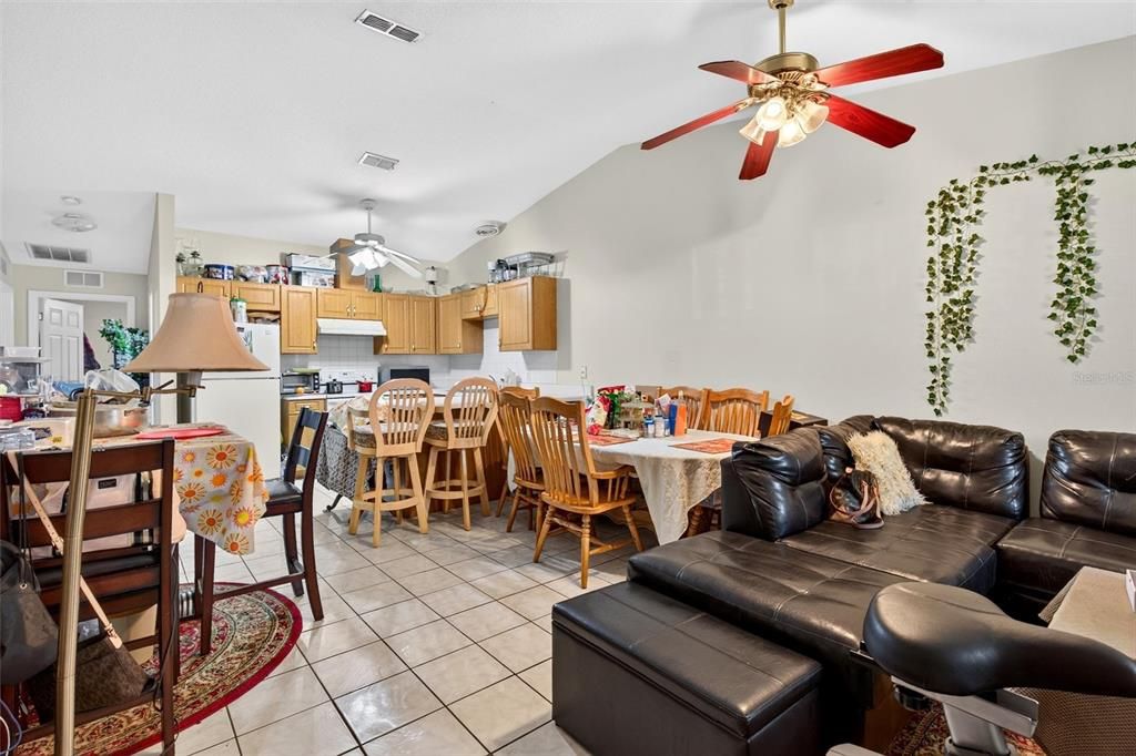For Sale: $399,900 (4 beds, 0 baths, 2034 Square Feet)