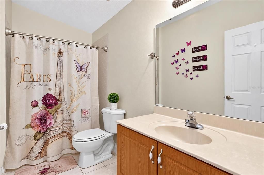 For Sale: $399,900 (4 beds, 0 baths, 2034 Square Feet)
