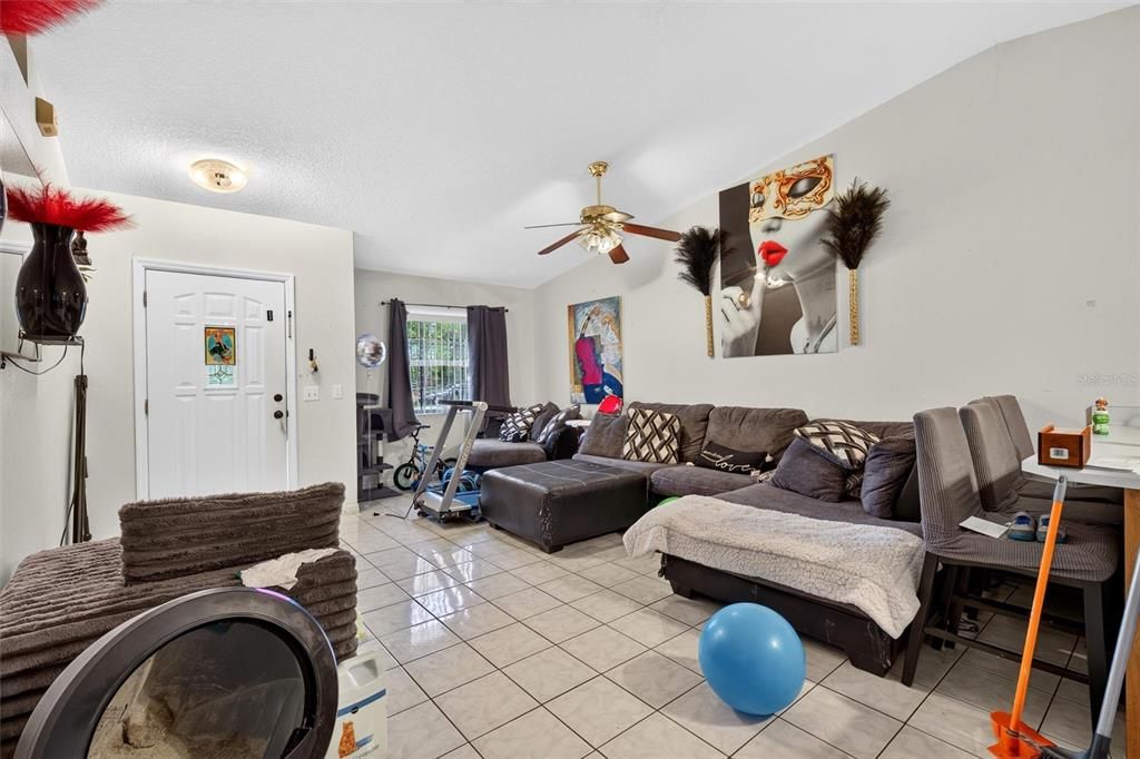 For Sale: $399,900 (4 beds, 0 baths, 2034 Square Feet)