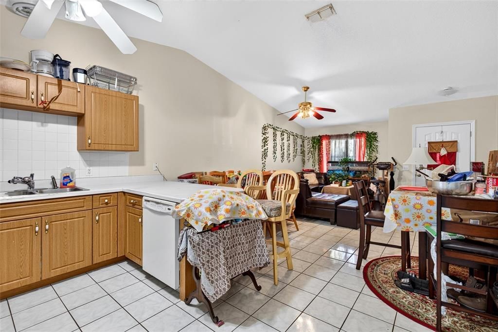 For Sale: $399,900 (4 beds, 0 baths, 2034 Square Feet)