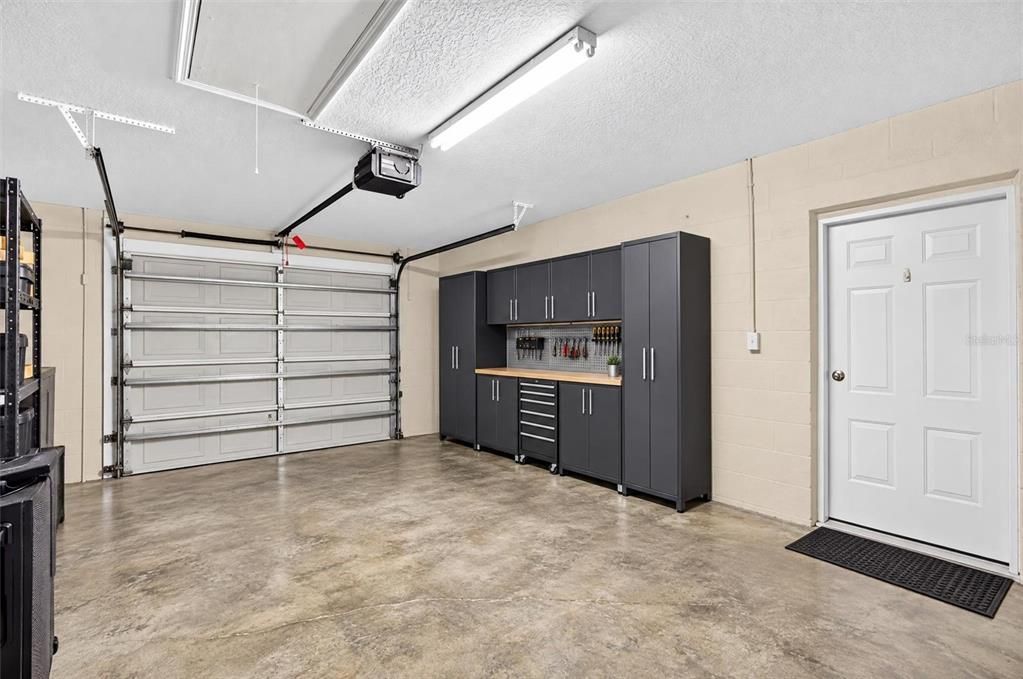 For Sale: $399,900 (4 beds, 0 baths, 2034 Square Feet)