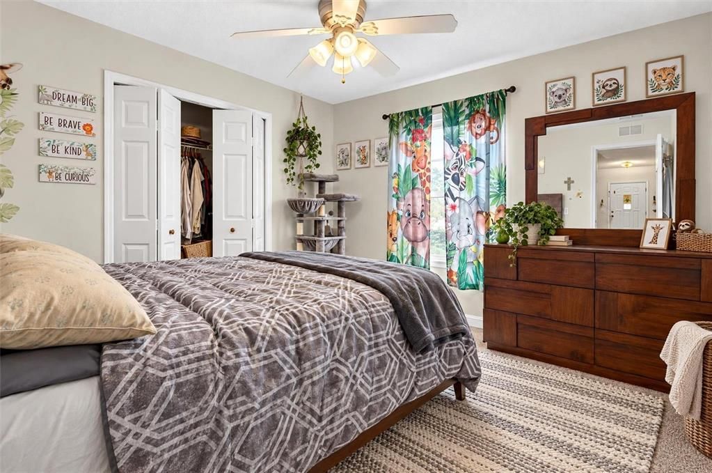 For Sale: $399,900 (4 beds, 0 baths, 2034 Square Feet)