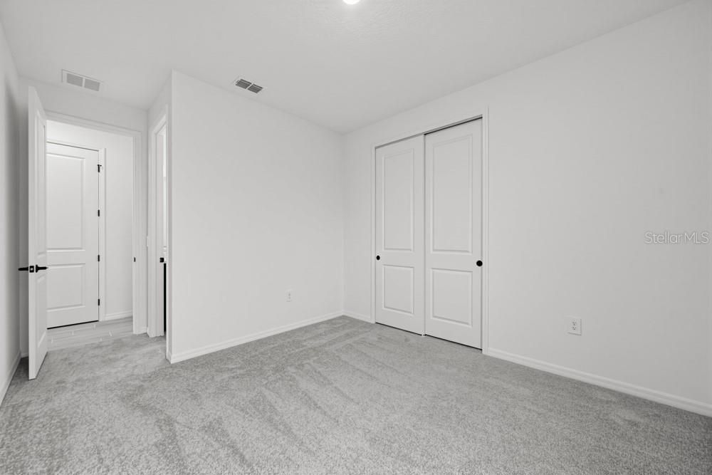 En Venta: $860,494 (4 camas, 3 baños, 2717 Pies cuadrados)