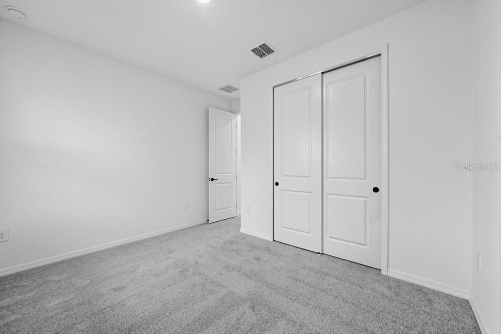 En Venta: $860,494 (4 camas, 3 baños, 2717 Pies cuadrados)