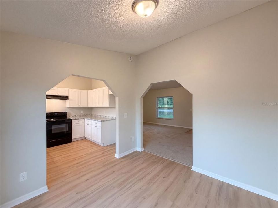 For Sale: $185,000 (3 beds, 2 baths, 1350 Square Feet)