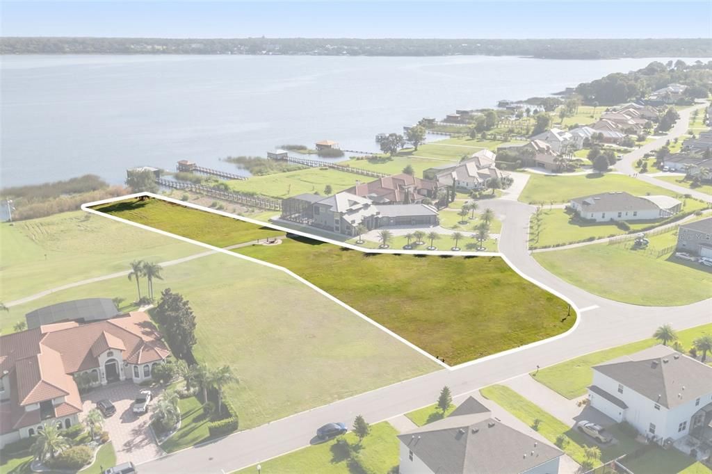 На продажу: $450,000 (1.08 acres)