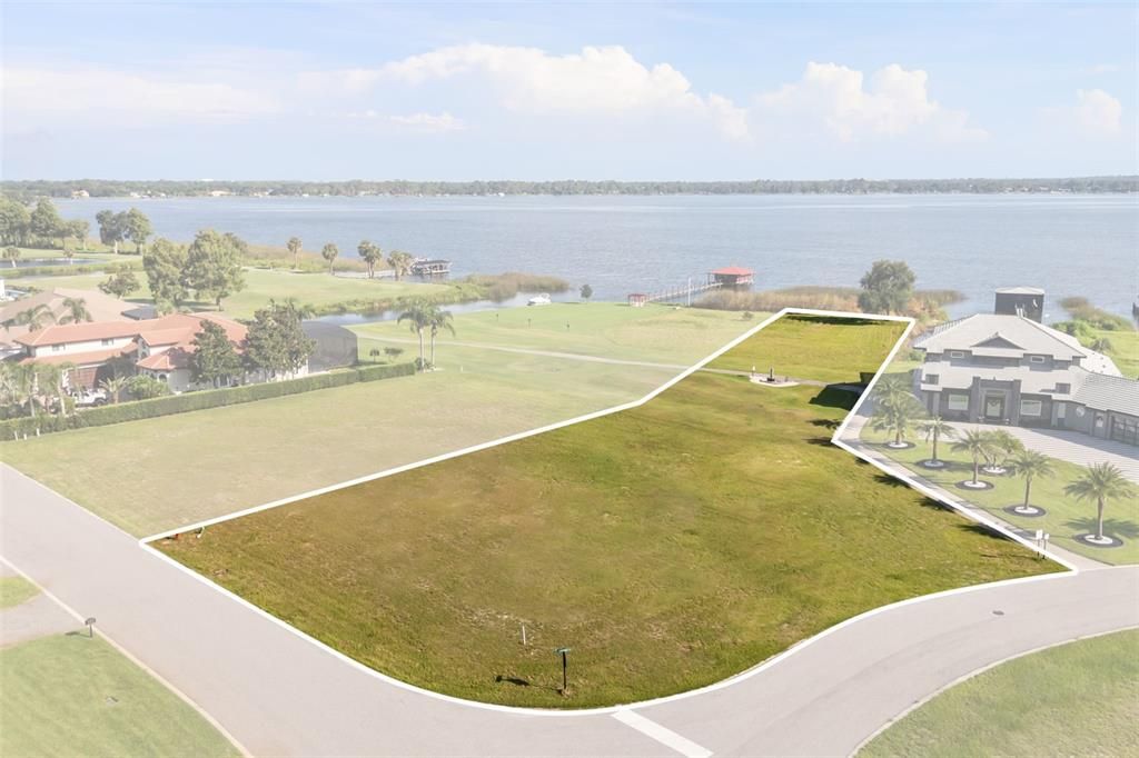 На продажу: $450,000 (1.08 acres)