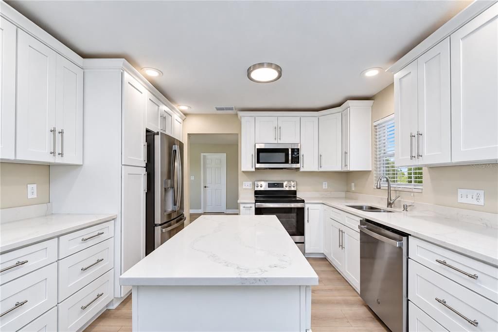 For Rent: $2,395 (3 beds, 2 baths, 2030 Square Feet)