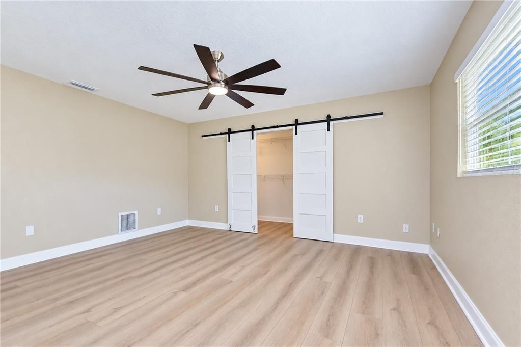 For Rent: $2,395 (3 beds, 2 baths, 2030 Square Feet)