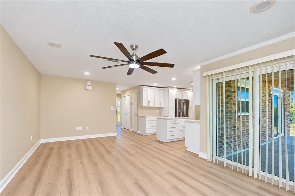 For Rent: $2,395 (3 beds, 2 baths, 2030 Square Feet)