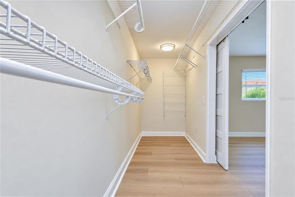 For Rent: $2,395 (3 beds, 2 baths, 2030 Square Feet)