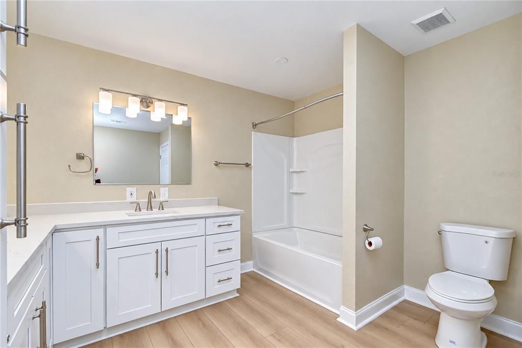 For Rent: $2,395 (3 beds, 2 baths, 2030 Square Feet)