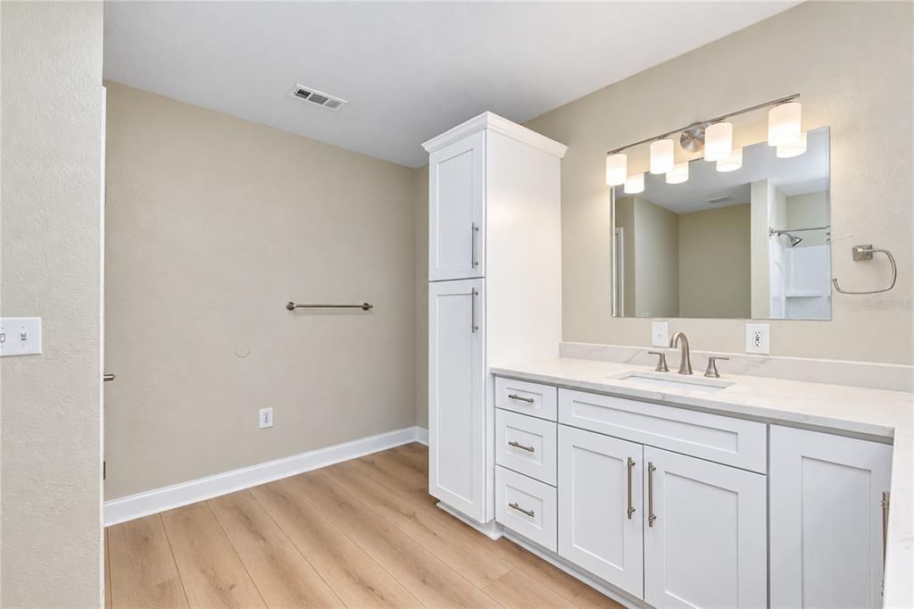 For Rent: $2,395 (3 beds, 2 baths, 2030 Square Feet)