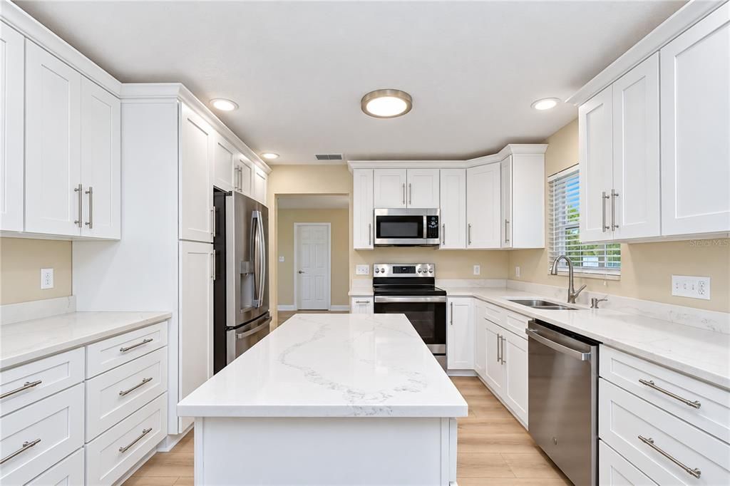 For Rent: $2,395 (3 beds, 2 baths, 2030 Square Feet)