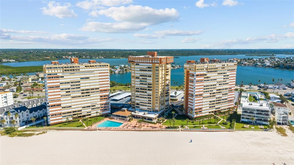 На продажу: $469,500 (1 спален, 1 ванн, 1060 Квадратных фут)