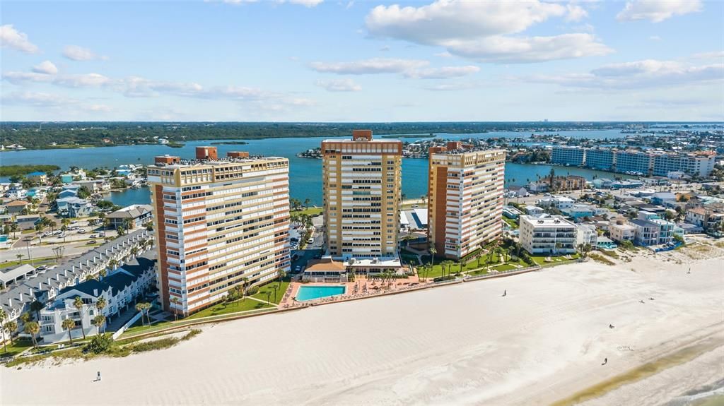 На продажу: $469,500 (1 спален, 1 ванн, 1060 Квадратных фут)