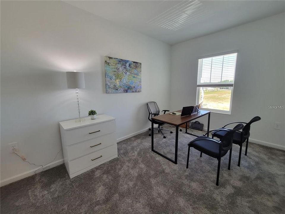 For Rent: $1,850 (3 beds, 2 baths, 1834 Square Feet)