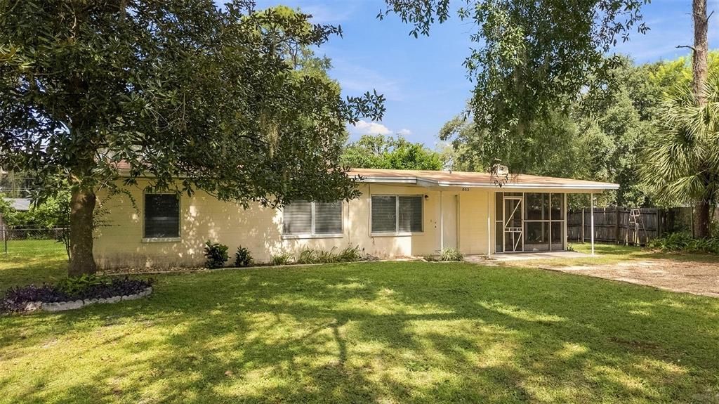 For Sale: $270,000 (3 beds, 1 baths, 1132 Square Feet)