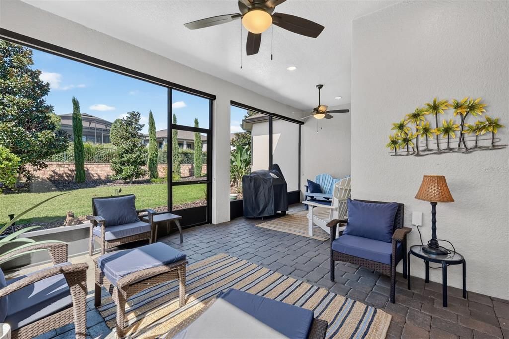 For Sale: $615,000 (3 beds, 3 baths, 2350 Square Feet)