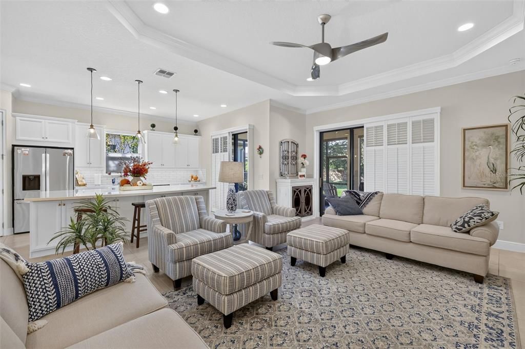 For Sale: $615,000 (3 beds, 3 baths, 2350 Square Feet)