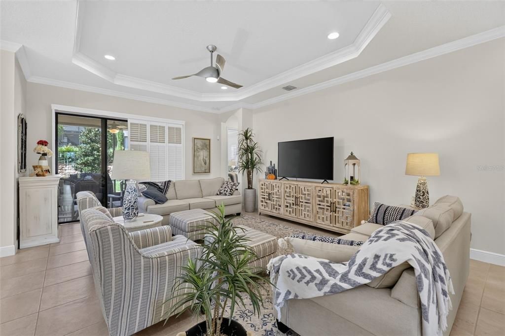 For Sale: $615,000 (3 beds, 3 baths, 2350 Square Feet)