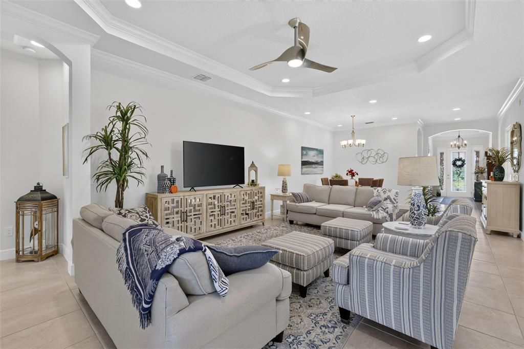 For Sale: $615,000 (3 beds, 3 baths, 2350 Square Feet)