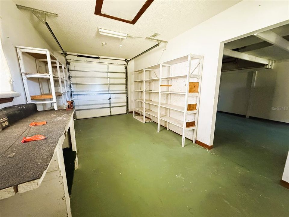 For Sale: $145,000 (2 beds, 1 baths, 744 Square Feet)